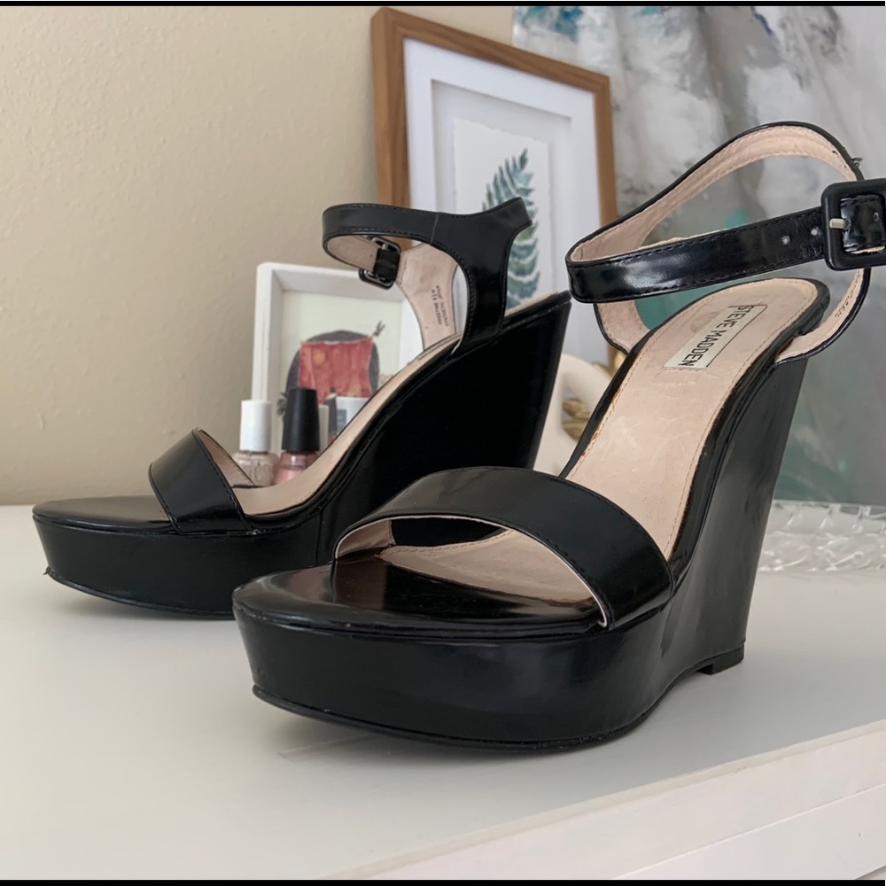 Steve Madden Platform Wedge
